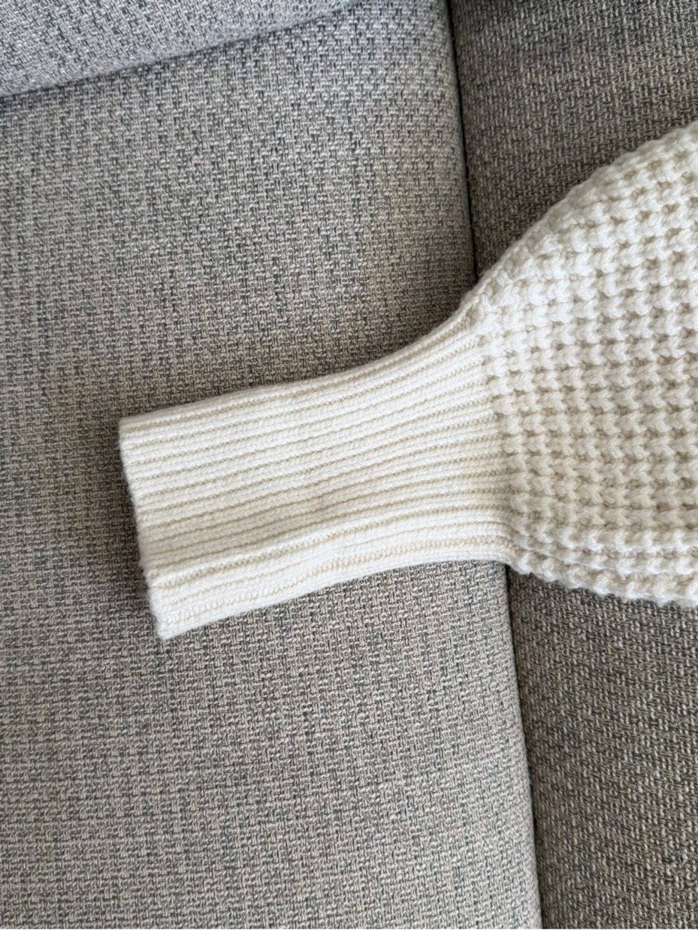 Splendid Cream Sweater - Picture 7 of 9